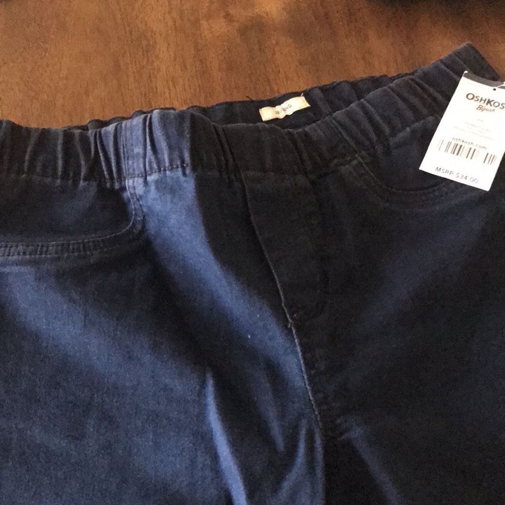 Girl new Oshkosh jegging jeans - Picture 3 of 3